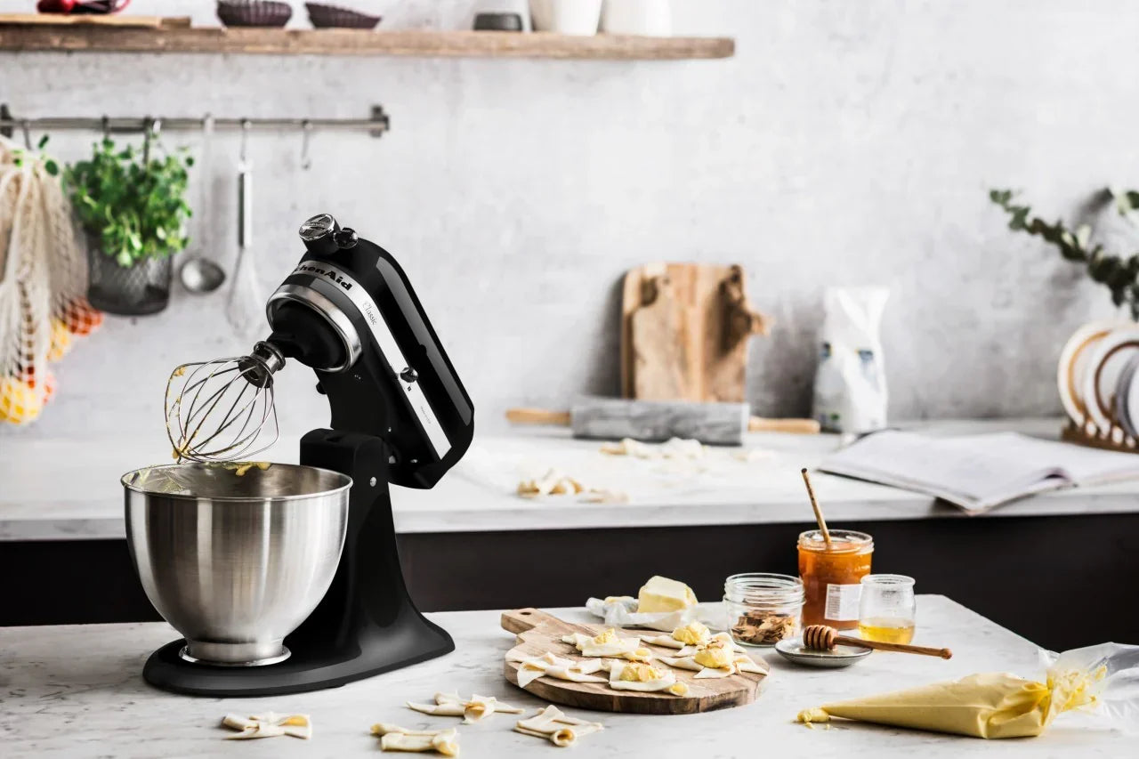 KitchenAid 4,3 L 5K45SS Classic Küchenmaschine Set 4 Fleischwolf+Spritzgebäck+Schüssel+Spritzschutz
